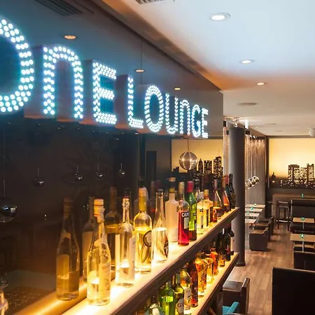 Motel One Frankfurt-Eastside 